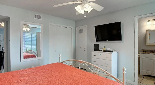 Casa De Flip Flop Ec113 3 Bedroom Condo