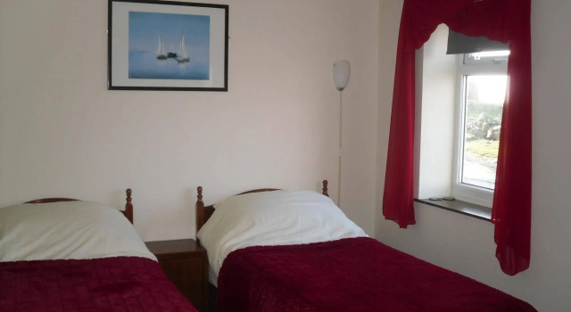 Burnside Lodge, Забронировать Отель Портнахейвен Isle of Islay