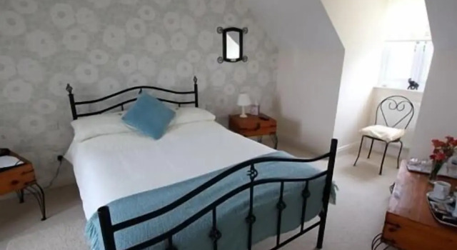 Sunset Bed and Breakfast, Varaa Bed and Breakfast The Havens Glamorgan, lähellä Broad Haven Beach