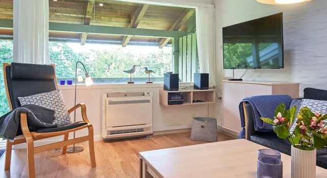 4 Person Holiday Home in Allinge, Rezervasyon Tatil Evi Allinge otoparklı oteller, Hammershus Besøgscenter yakınında, Otopark