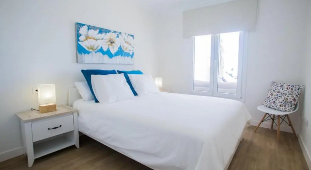 Flower Beach Suite 25, Забронировать Отель Отели Канарских островов с бассейном, Бассейн