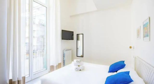 Toledo Heights by Napoliapartments, Buchen Sie Ferienwohnung Neapel Kampanien
