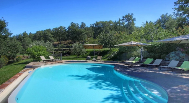 Коттедж Majestic Farmhouse in Loro Ciuffenna with Pool