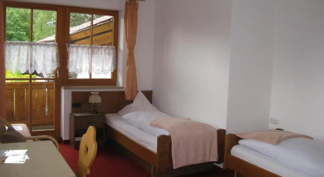 Двухместный номер Standard с видом на горы Alpenhotel Allgäu