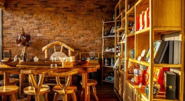 Yuexing Tinghuyuan Guesthouse, Prenota Hotel Hotel a Yunnan con parcheggio, Parcheggio