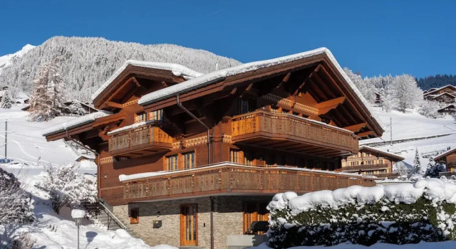 Шале Luxury Chalet Alia and Apartments-Grindelwald by Swiss Hotel Apartments