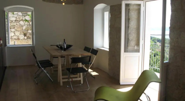 Villa Heritage - Ultimate Croatian Retreat with stunning views and pool, Buchen Sie Villa Hotels in Gespanschaft Split-Dalmatien mit Pool, Schwimmbad