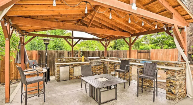 Bright Concord Home w/ Amenity-packed Patio!, Prenota Casa vacanze Concord San Francisco Bay Area