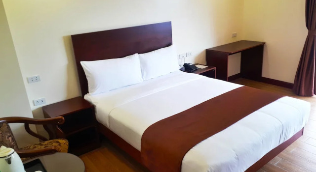 Номер Standard с балконом и с видом на горы 456 Hotel