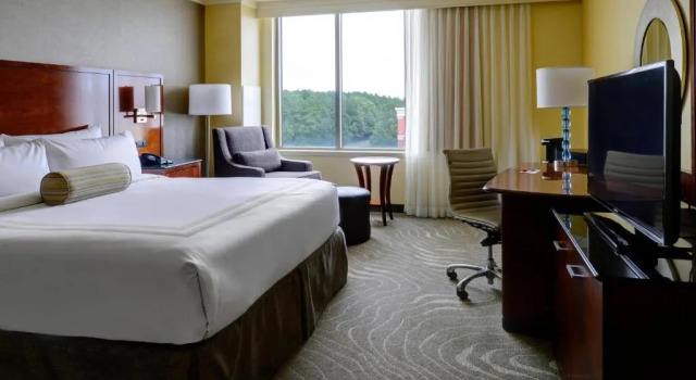 Номер Standard Newport News Marriott at City Center