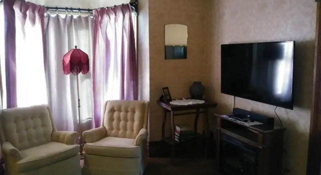 Коттедж с 5 комнатами The Sturgis Motel