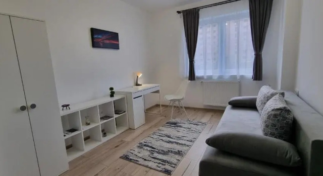 Art Apartment 3
