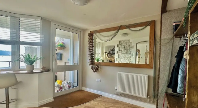 Seafront Cottage - Beach Access - Pet Friendly, Забронировать Дом для отпуска Виллы Плимута, рядом с Plymouth Naval Memorial, Вилла