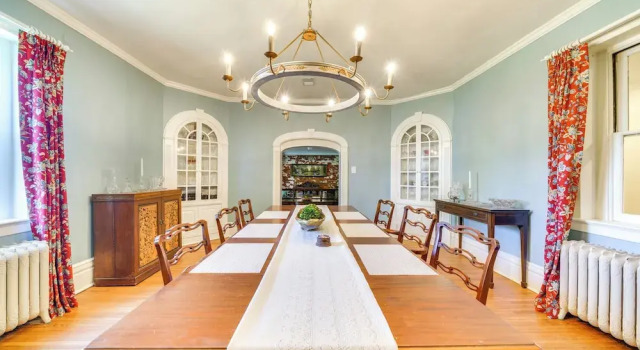 Коттедж Historic & Spacious Family Home in Nicholasville!