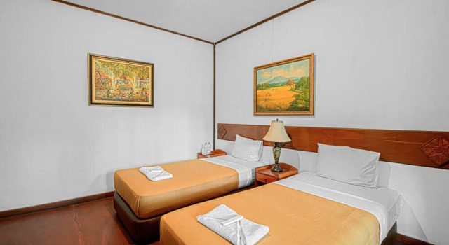 GG. House - Happy Valley, Rezervovat Hotel Hotely v Megamendung s bazénem, Bazén