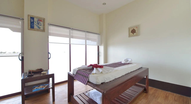 Ngwe Saung Yacht Club & Resort, Varaa Lomakeskus Ngwe Saung Myanmar