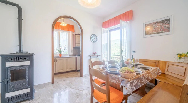 Nice Home in San Pietro Vara -sp- With 3 Bedrooms and Wifi