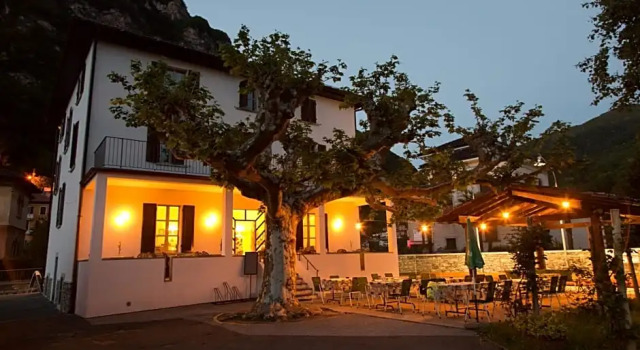 Locanda La Pignatta, Prenota Hotel Hotel a Canton Ticino con parcheggio, Parcheggio
