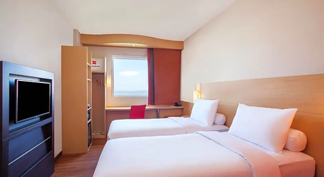 Номер Superior Ibis Manado City Center Boulevard