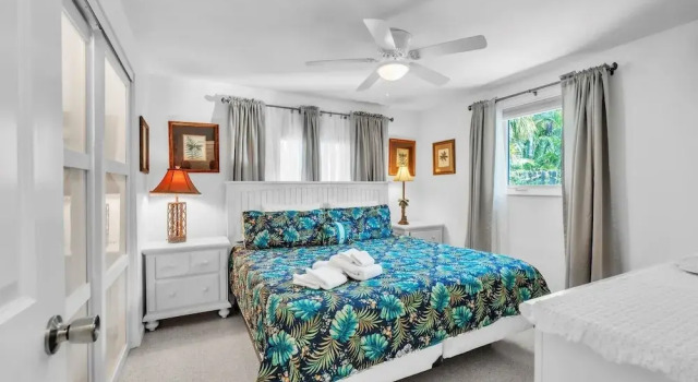 Beach N Bay 204 1 Bedroom Villa by RedAwning
