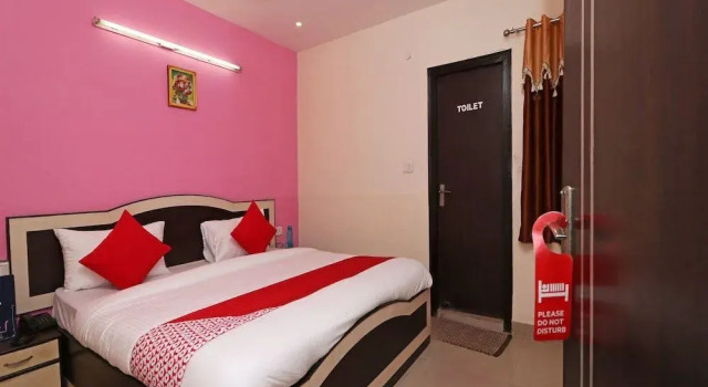 Vasundhra Heights Hotel By Oyo