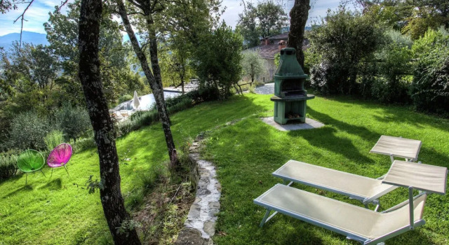Scenic Farmhouse in Poppi With Swimming Pool