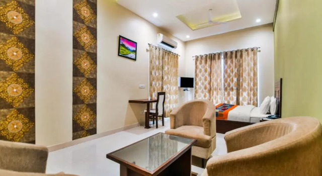 Двухместный номер Deluxe с красивым видом из окна Hotel Amrit Manthan