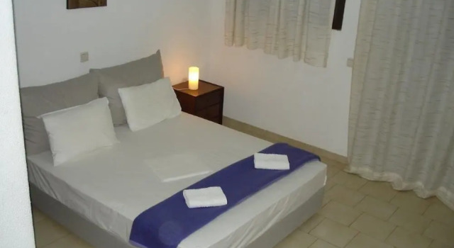 Villa Madeleine, Book Villa  