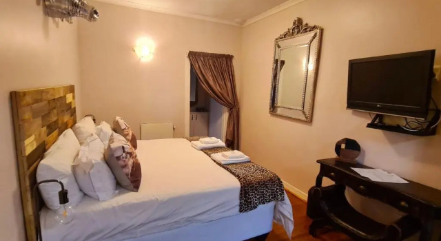 Люкс 7th Street Guesthouse