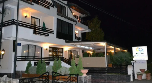Hotel Dva Bisera, Prenota Hotel Lagadin Lago di Ohrid