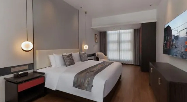 Люкс Luxian Tengchi Hotel