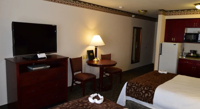 Четырёхместный номер Deluxe FairBridge Inn Express Dillon