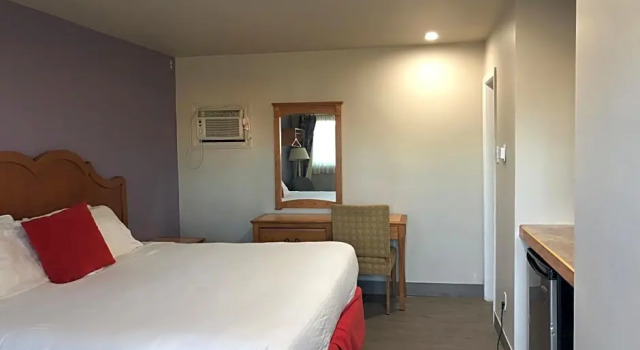 Номер Standard Thriftlodge by Wyndham Moncton