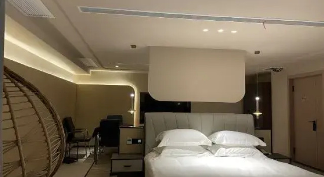 Люкс Business Jinbo'an Holiday Hotel