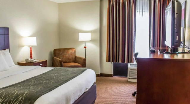 Номер Standard Comfort Inn Fayetteville near Fort Bragg