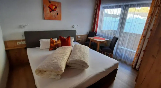 Ferienwohnungen Pension Prünster