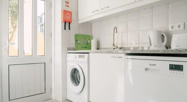 Апартаменты Comfort с 3 комнатами Oporto Yellow Villas