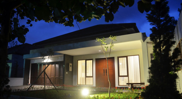 Chamomile Hill View 6BR Villa pool and movie room, Foglalás Villa Villák West Java, Villa