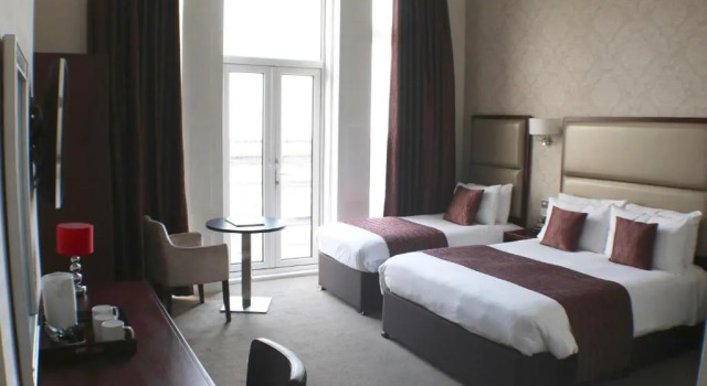 Семейный номер Standard с видом на море Hotel Victoria