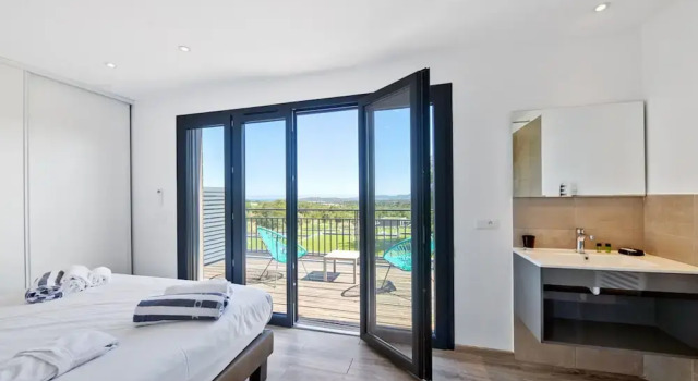 Small Villa With Private Pool, Residence Les Terrasses D'arsella, Porto-vecchio