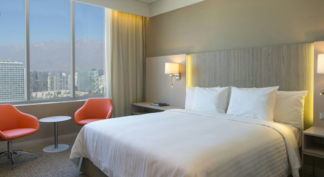 Courtyard by Marriott Santiago Las Condes, Забронировать Отель Лас-Кондес Сантьяго