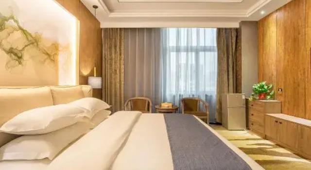Люкс Deluxe Yongcheng Intercity Hotel
