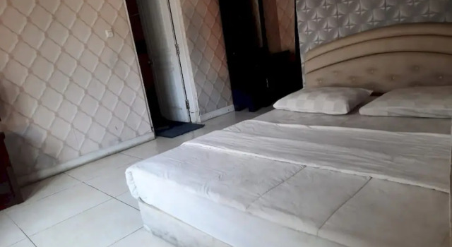Collection O 93707 Rooms By U, Rezerwuj Hotel Berastagi Sumatra