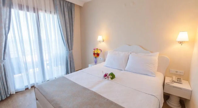 Двухместный номер Standard с балконом Kumluk Hotel