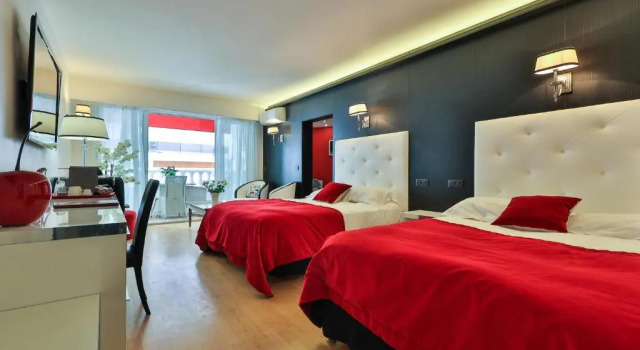 Четырёхместный номер Standard Hotel Le Fouquets