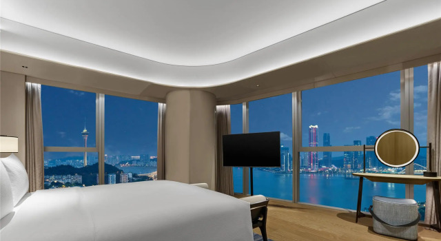 Люкс Deluxe Hilton Zhuhai