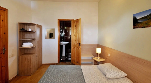 Двухместный номер Deluxe с балконом Гостевой Дом Smak Kobuleti Guest House