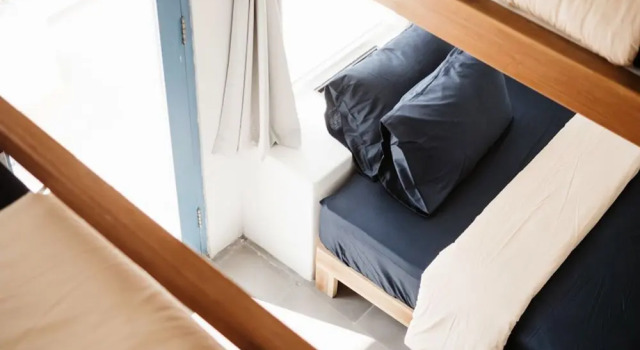 Кровать в общем номере (женский номер) Kos One Hostel