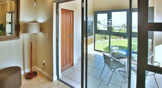 Апартаменты Classic Ellefsen Golf Suite 108, Langebaan 4-Sleeper