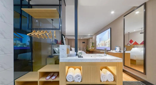 Номер Deluxe Konggang Hotel